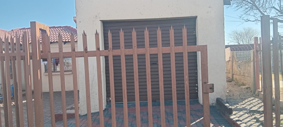 3 Bedroom Property for Sale in Zamdela Free State